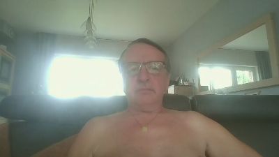 oldtimer160 live cam on Cam4