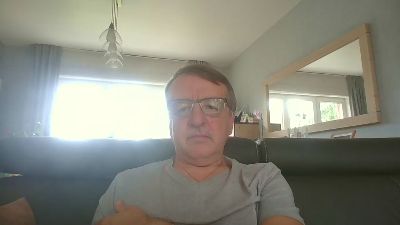 oldtimer160 live cam on Cam4