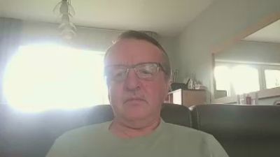 oldtimer160 live cam on Cam4