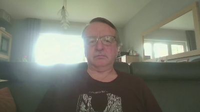 oldtimer160 live cam on Cam4