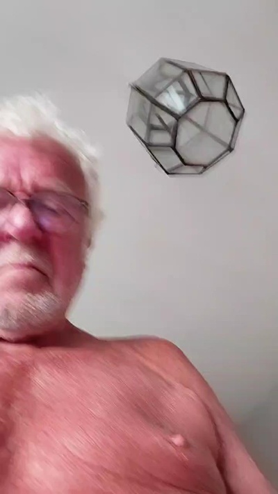oldviceman live cam on Cam4
