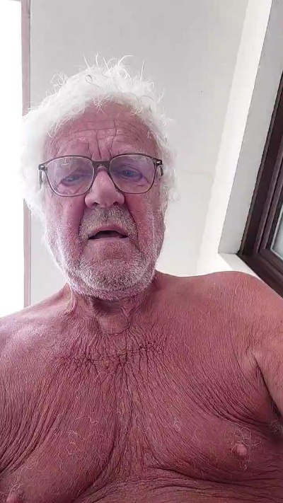 oldviceman live cam on Cam4