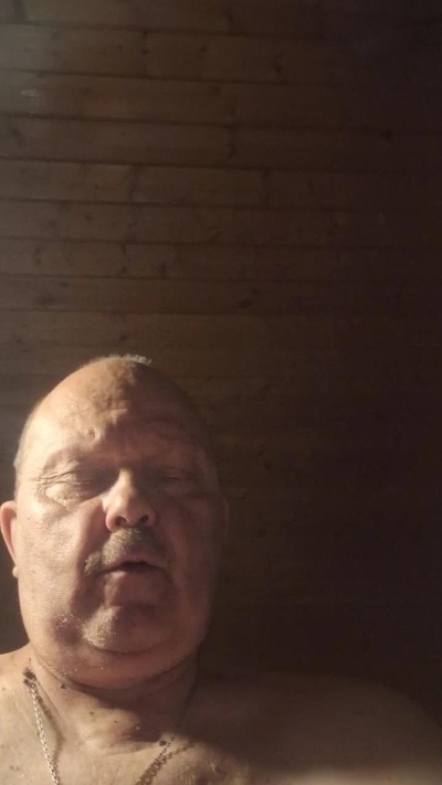 olegpol live cam on Cam4