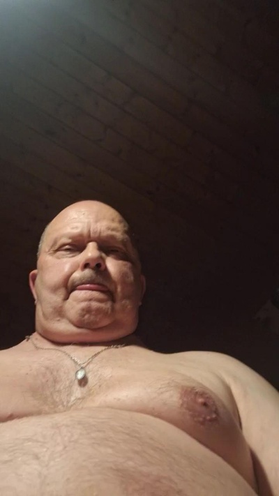 olegpol live cam on Cam4