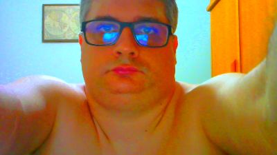 olhosbrilhantes live cam on Cam4