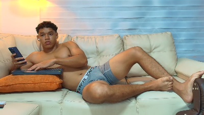 oliver_evans_ live cam on Cam4