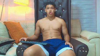 oliver_evans_ live cam on Cam4