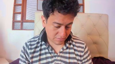 oliver_price1 live cam on Cam4