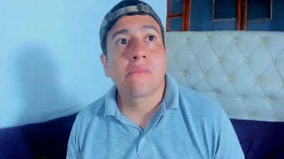 oliver_price1 live cam on Cam4