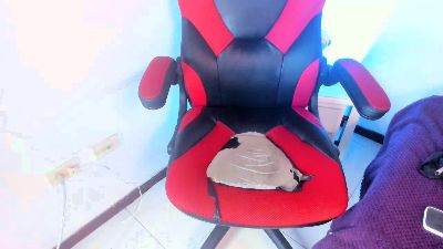 oliver_price1 live cam on Cam4