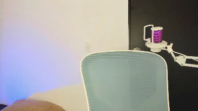 olivia_martin live cam on Cam4