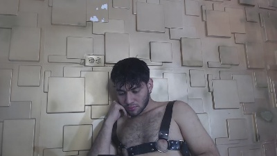 omarhot live cam on Cam4