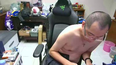 omron15 live cam on Cam4
