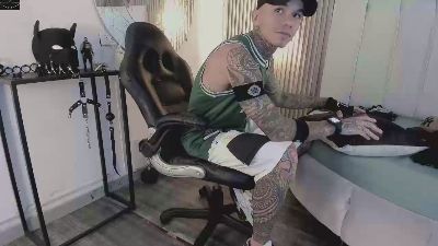 onceagain97 live cam on Cam4