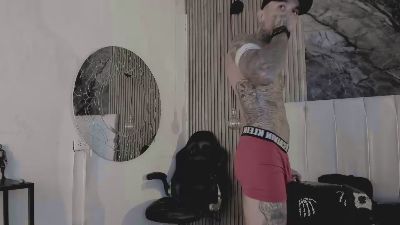 onceagain97 live cam on Cam4