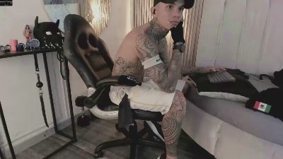 onceagain97 live cam on Cam4