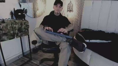 onceagain97 live cam on Cam4