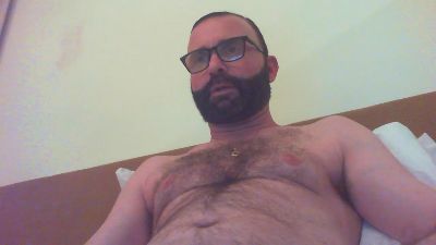 oneman5 live cam on Cam4
