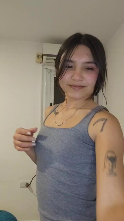 onemy live cam on Cam4