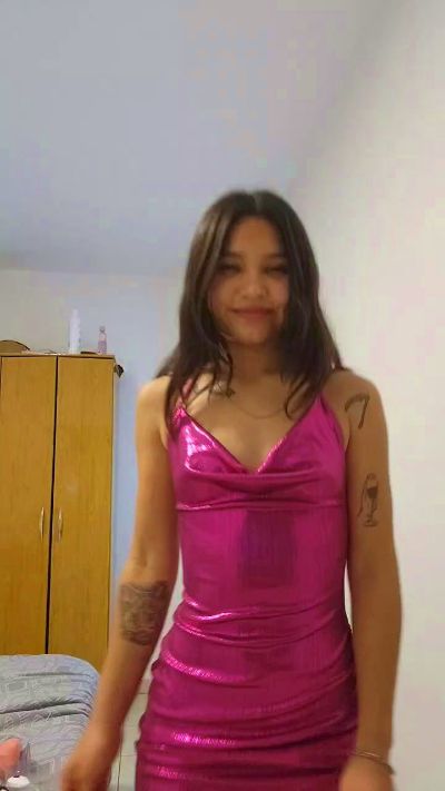 onemy live cam on Cam4