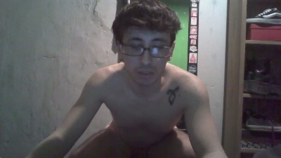 onlyagus21 live cam on Cam4