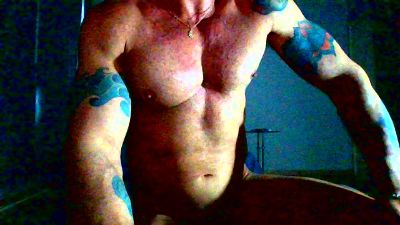 onlybravesdpgc3 live cam on Cam4