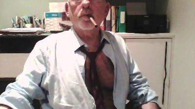 openmyshirt live cam on Cam4
