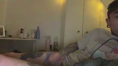 or44nge live cam on Cam4