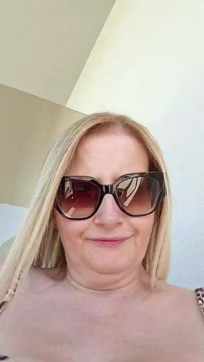 orchideahot live cam on Cam4