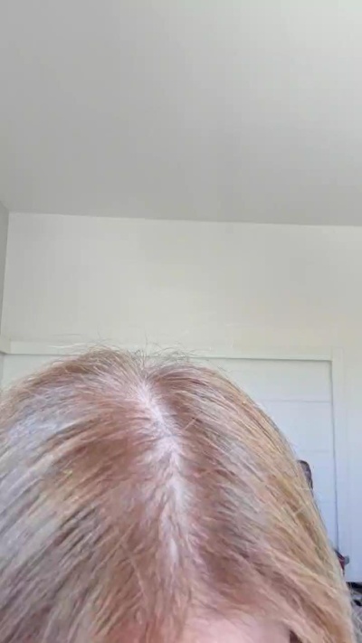 orchideahot live cam on Cam4
