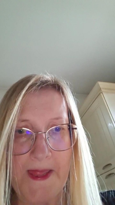 orchideahot live cam on Cam4