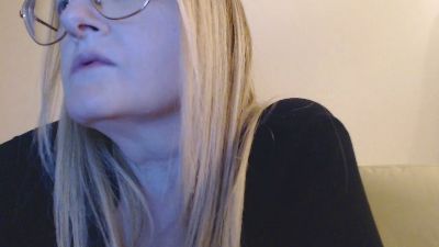 orchideahot live cam on Cam4