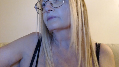 orchideahot live cam on Cam4
