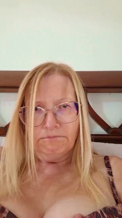 orchideahot live cam on Cam4
