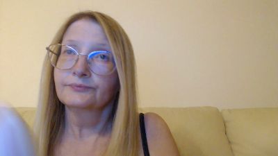 orchideahot live cam on Cam4