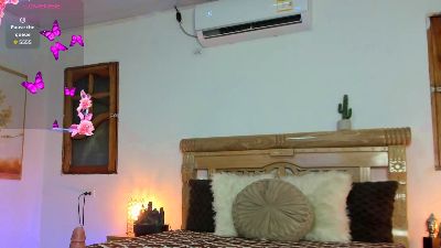 oriana_2 live cam on Cam4