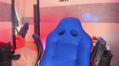 orianaasaenz live cam on Cam4