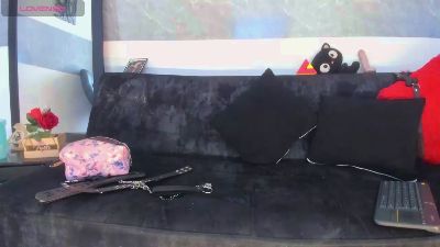 orianaasaenz live cam on Cam4