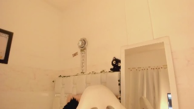 orianaasaenz live cam on Cam4