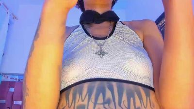 orianaasaenz live cam on Cam4