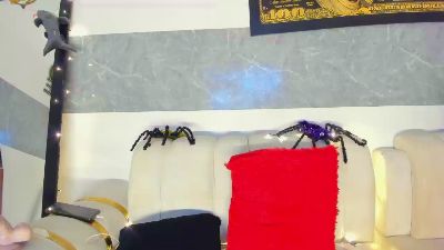 orianaasaenz live cam on Cam4