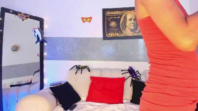 orianaasaenz live cam on Cam4