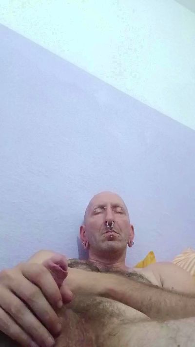 orsomarsicano69 live cam on Cam4
