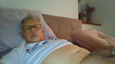 osat1 live cam on Cam4