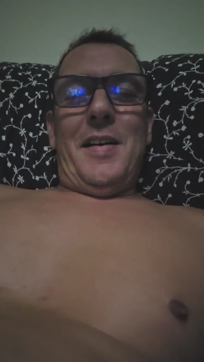 oscarito16 live cam on Cam4