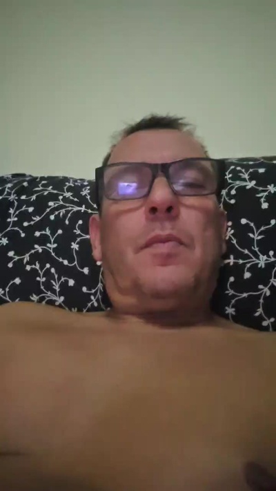 oscarito16 live cam on Cam4