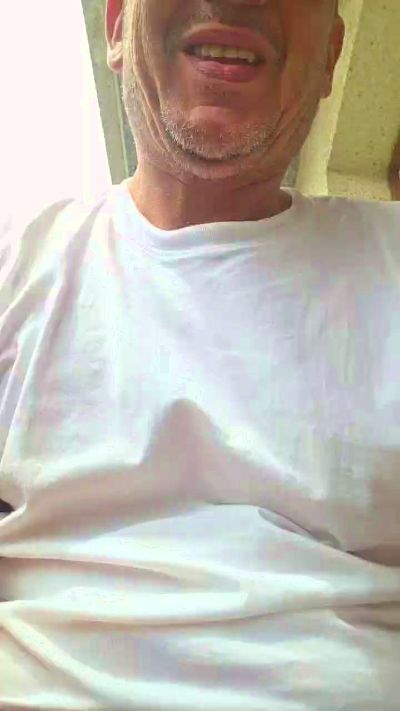 oscarito16 live cam on Cam4