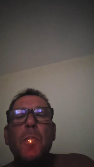 oscarito16 live cam on Cam4