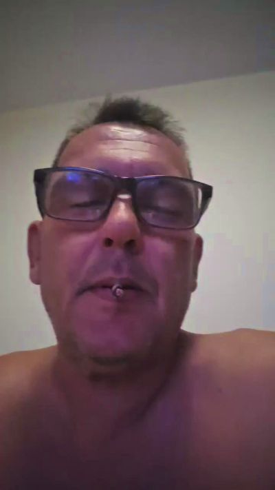 oscarito16 live cam on Cam4