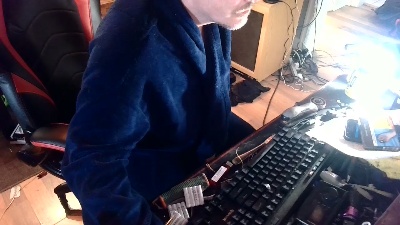 osiris60 live cam on Cam4